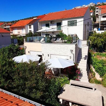 Apartments Stella Mariela Шибеник Экстерьер фото