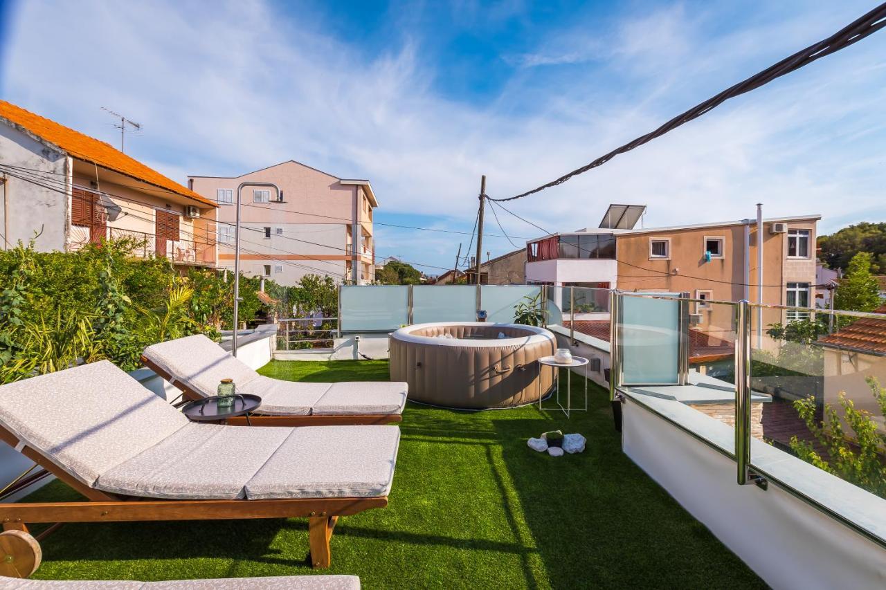 Apartments Stella Mariela Шибеник Экстерьер фото