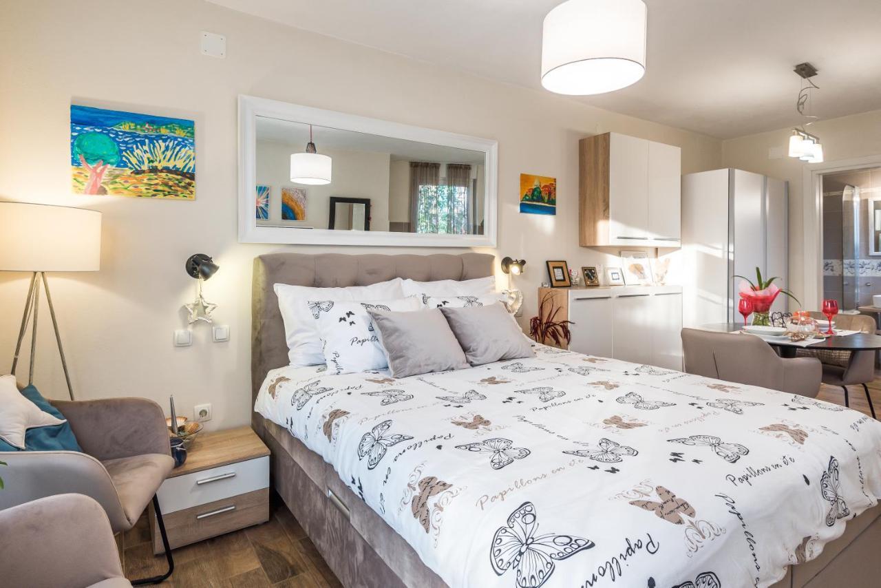Apartments Stella Mariela Шибеник Экстерьер фото