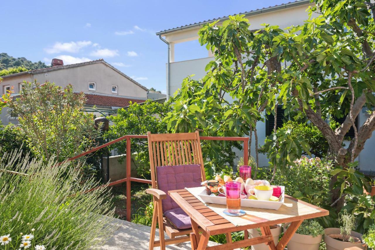 Apartments Stella Mariela Шибеник Экстерьер фото